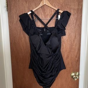 Torrid Women's Plus Sizes BLACK RUFFLE OFF SHOULDER ONE-PIECE SWIMSUIT size 5